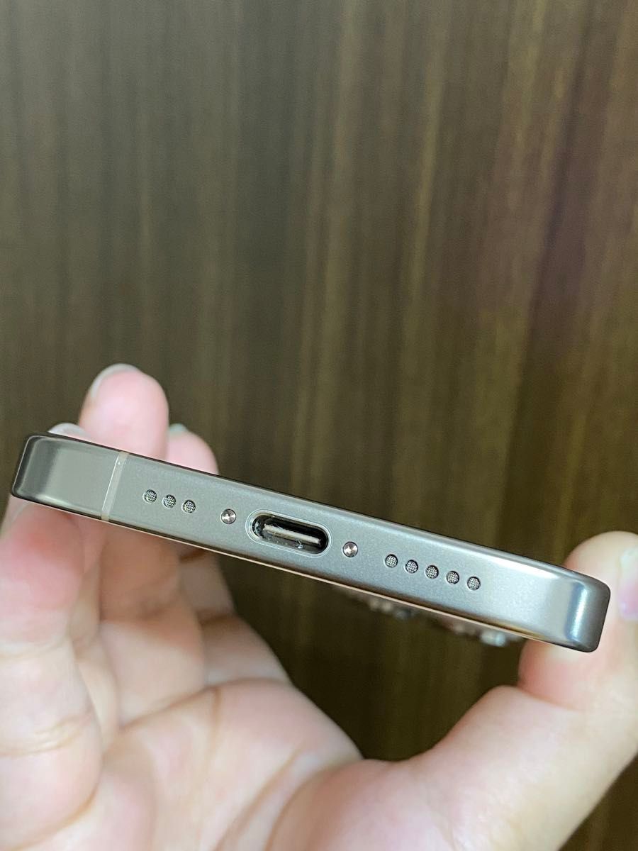 iPhone 16 Pro 256GB バッテリー最大容量100% 充放電回数8回｜Yahoo