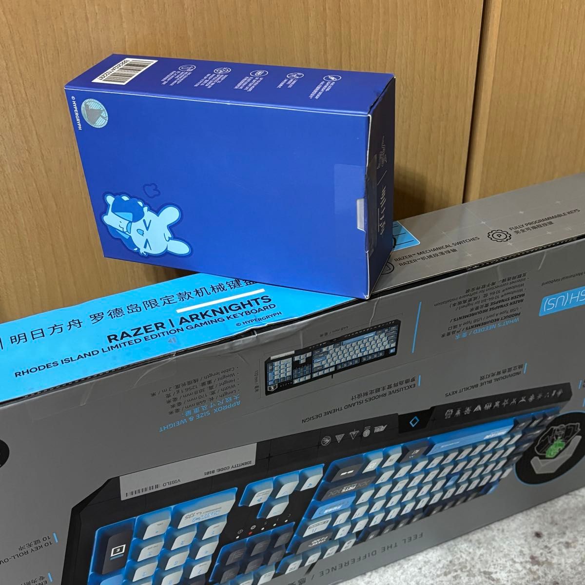 即日発送】正規品 アークナイツ Razer コラボ ゲーミングキーボード