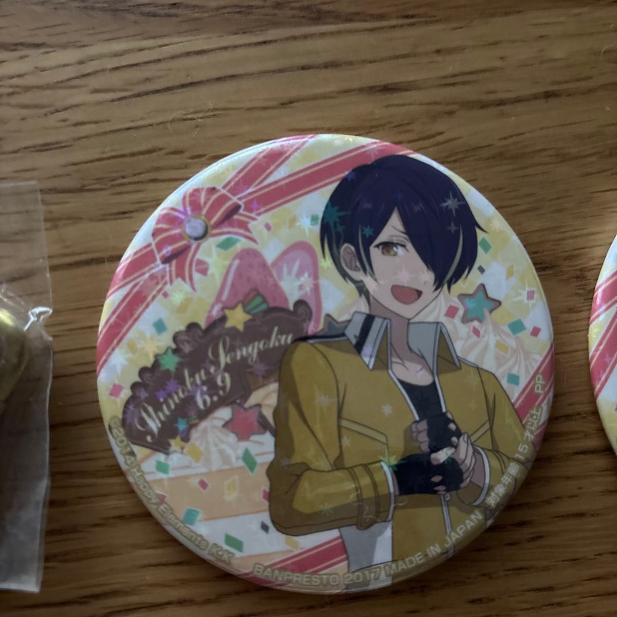 あんスタ 仙石 忍 缶バッジ セット 9個 サンリオ 誕生日 推し プライズ