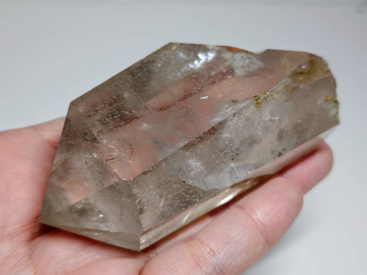 I-10 水晶 258g クォーツ 原石 鑑賞石 自然石 天然石 誕生石 鉱石 鉱物