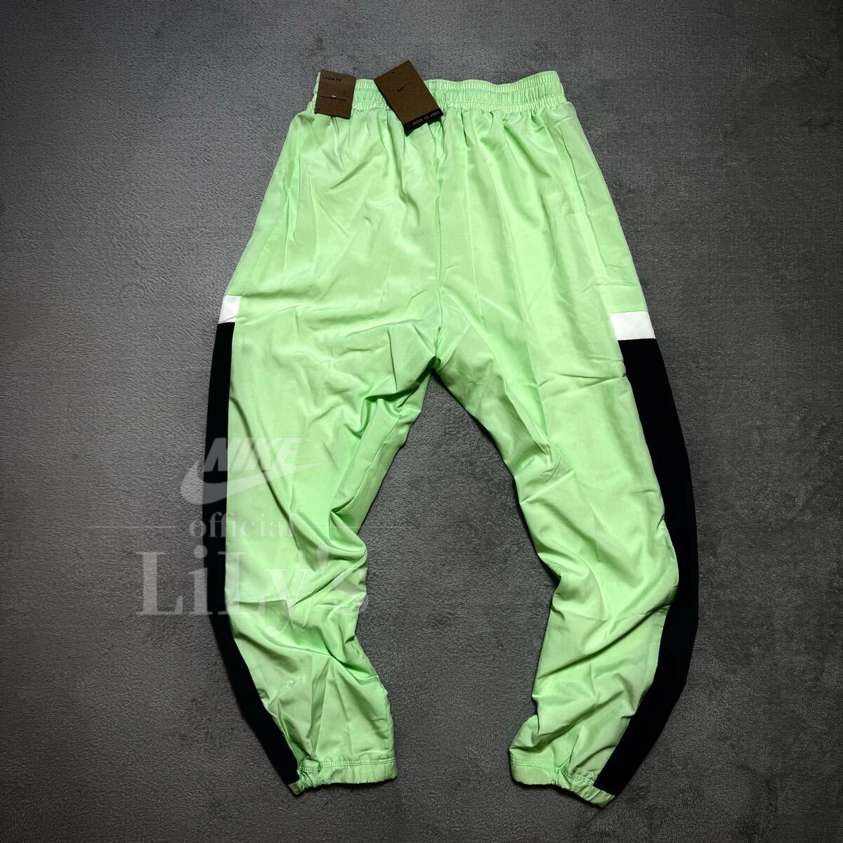 新品未使用 NIKE上下セットアップ Lサイズ ウーブン 黄緑 バスケ