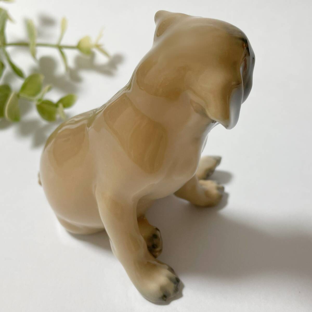 即決 ロイヤルコペンハーゲン パグ 犬 フィギュリン 置物 デンマーク製