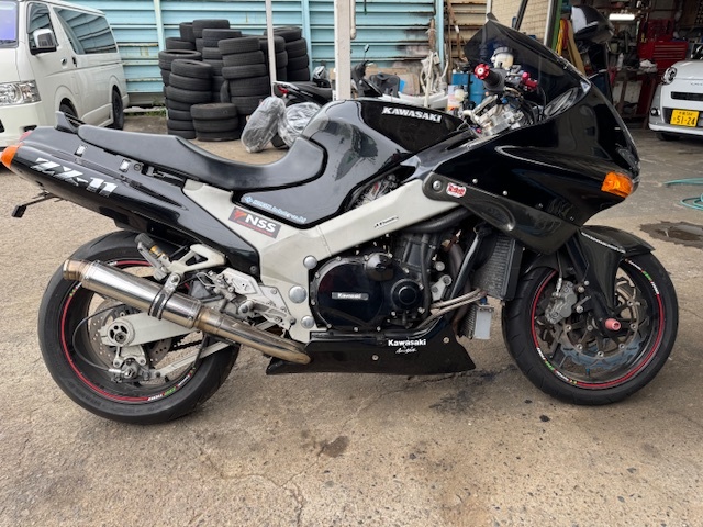カワサキ ZZR1100 ZX11 D型 逆車 カスタム多数 千葉県発 ローン