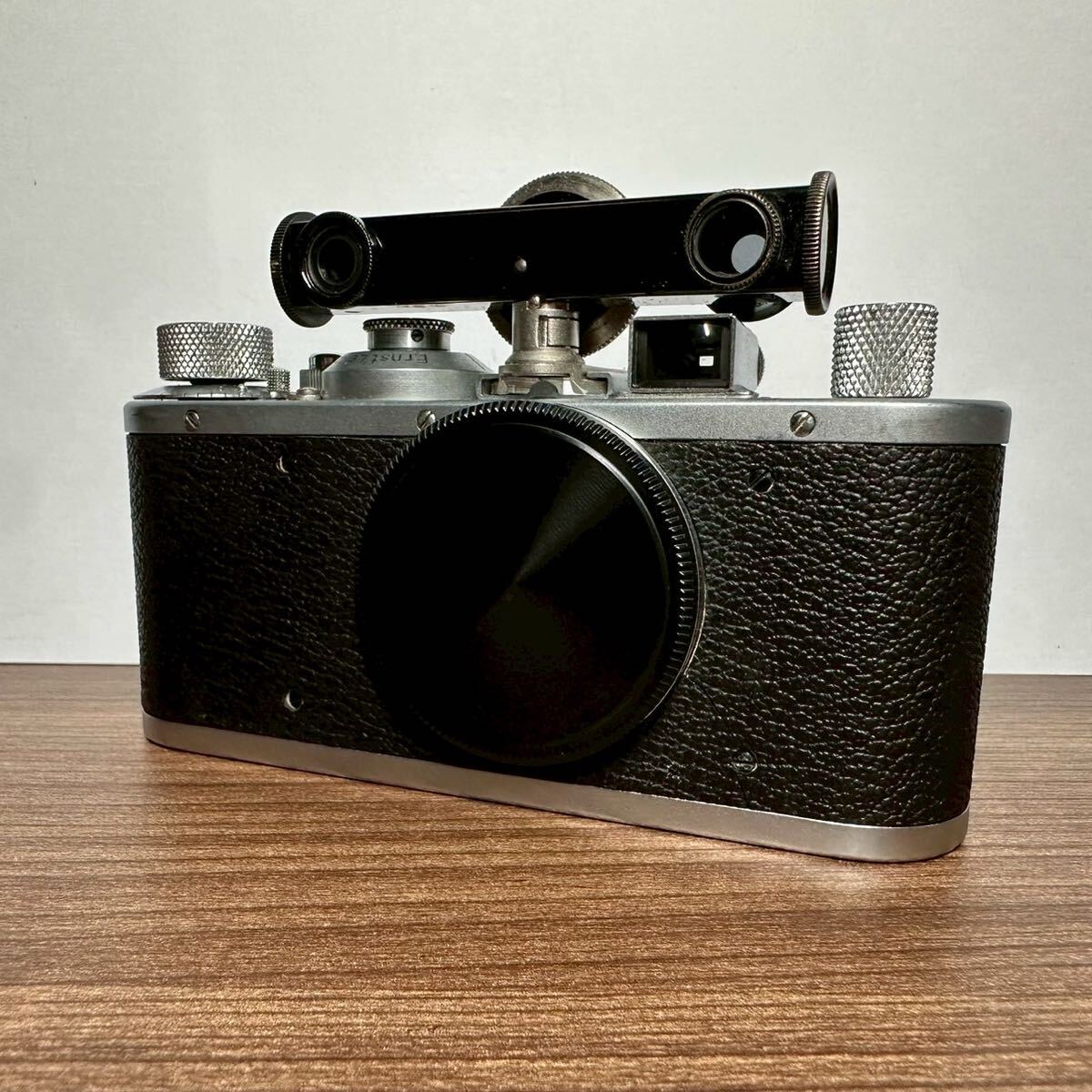Ernst Leitz/Wetzlar/フィルムカメラ ケース付き Gold Leica Camera
