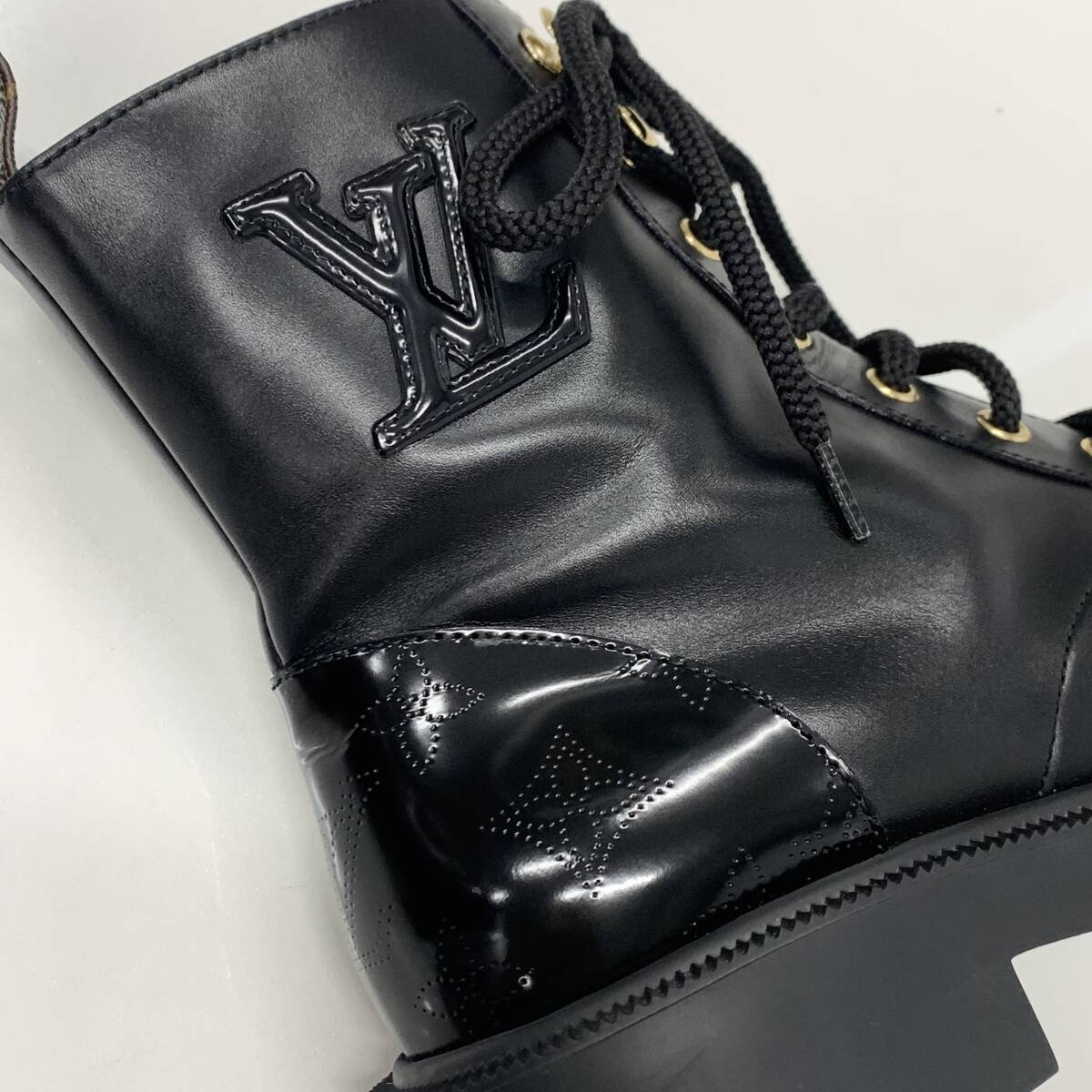 M11786 ヴィトン シチズンライン モノグラム レザー ロゴ レースアップ