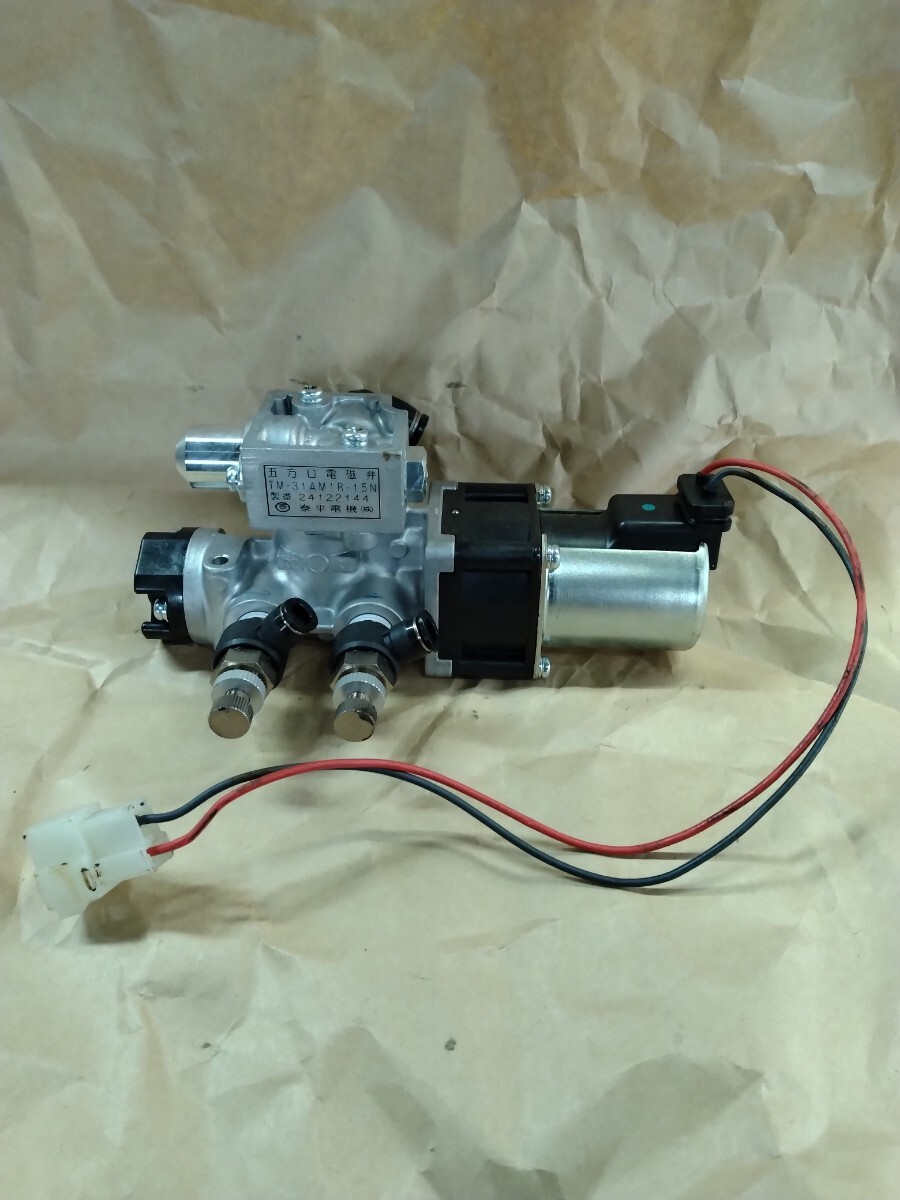 Yahoo!オークション - 五方口電磁弁 TM−31AM1R−15N 泰平電気㈱ 製番2