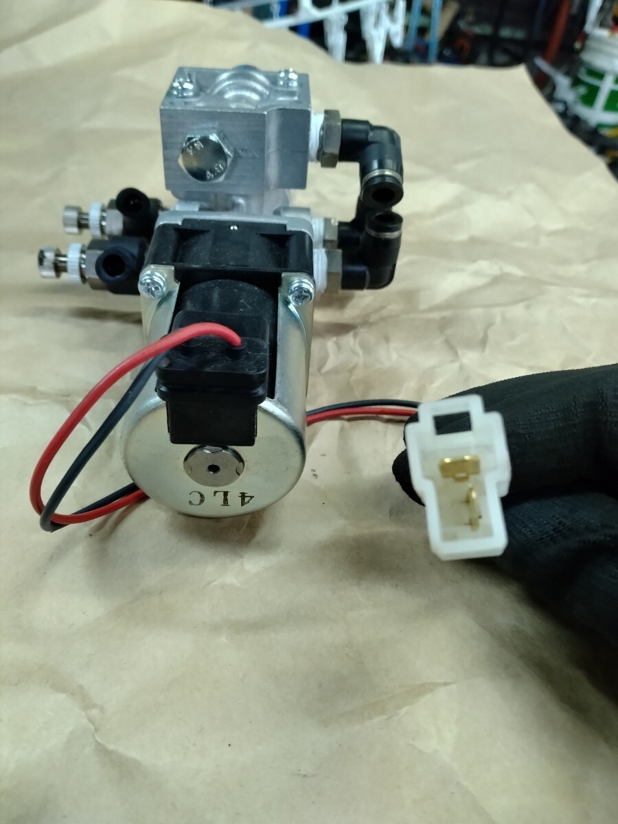 Yahoo!オークション - 五方口電磁弁 TM−31AM1R−15N 泰平電気㈱ 製番2