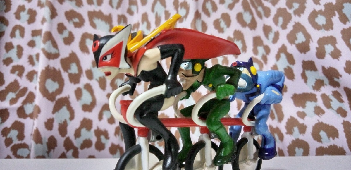 Yahoo!オークション - ヤッターマン ドロンボー一味 おしおき三輪車 フ