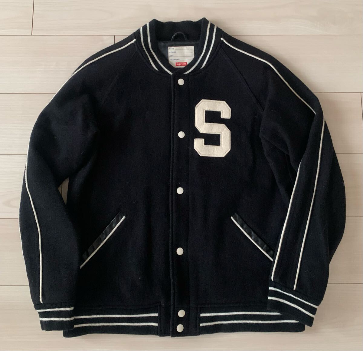 Yahoo!オークション - SUPREME 2011AW VARSITY JACKET 黒 L supreme シ