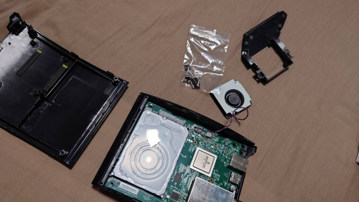 送料無料 ジャンク nasne バッファロー 2TB NS-N100 緑ランプ点滅