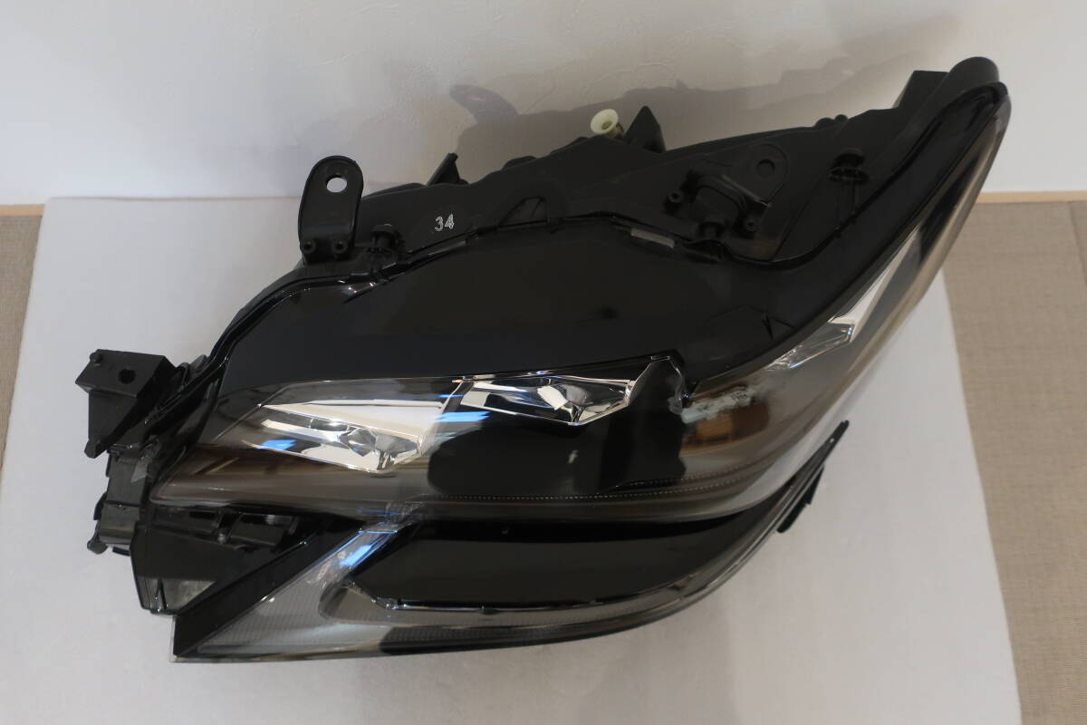 送料無料 レクサス LEXUS 10 GS 10系 後期 純正 左 三眼 3眼 LED