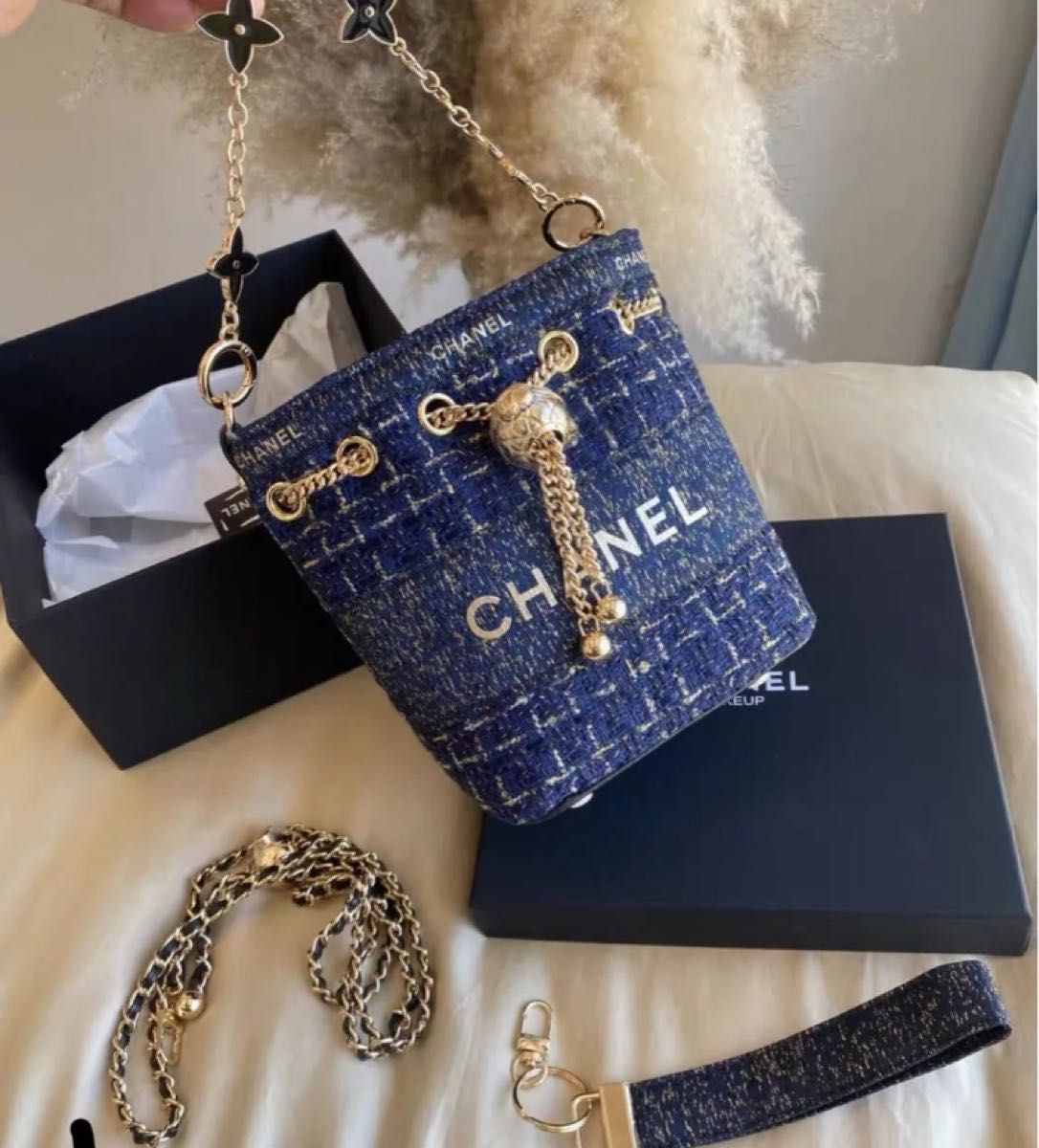 CHANEL ノベルティ ショルダーバッグ 斜め掛け 箱付き｜Yahoo!フリマ