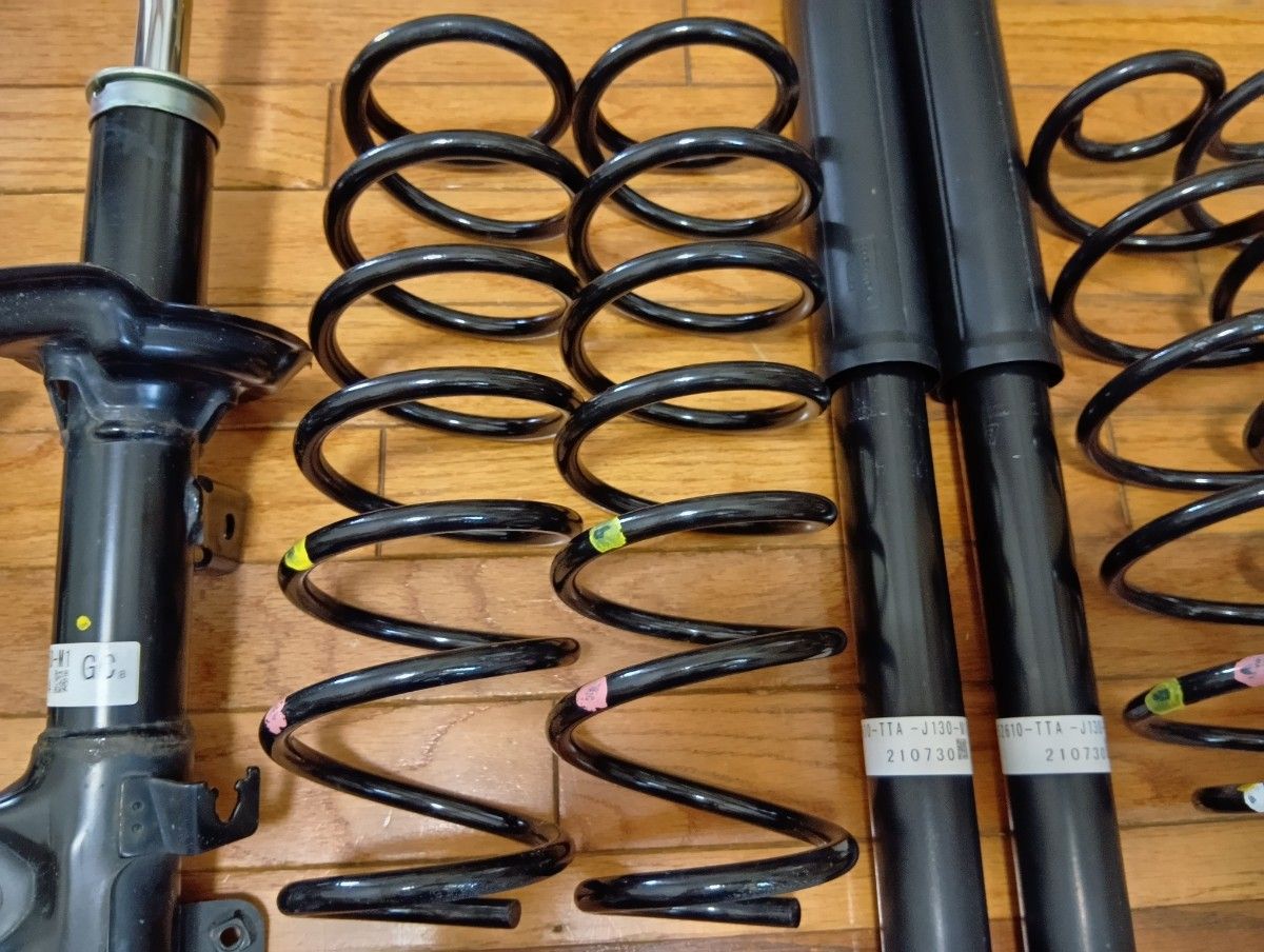 N-BOX JF3 ターボ 純正 サスペンションキット ショック スプリング