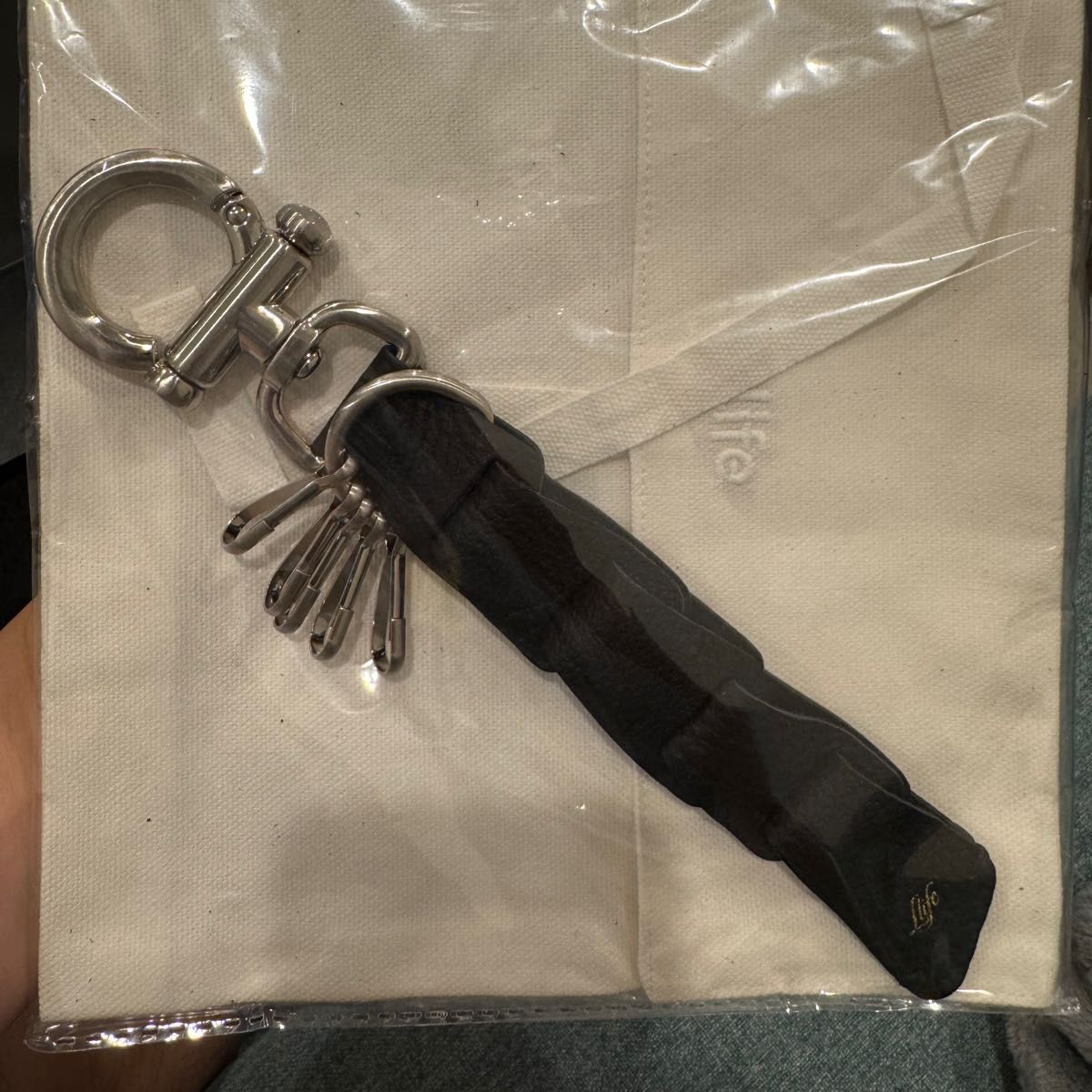 Llife LEATHER KEY CHAIN BLACK 新品 未開封｜Yahoo!フリマ（旧PayPay