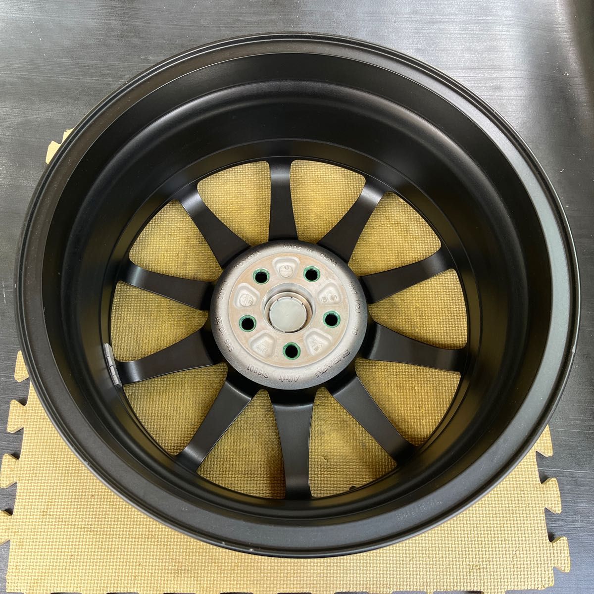 新車外し トヨタ GR86 純正ホイール1本 18インチ7 5J+48 100-5H マット