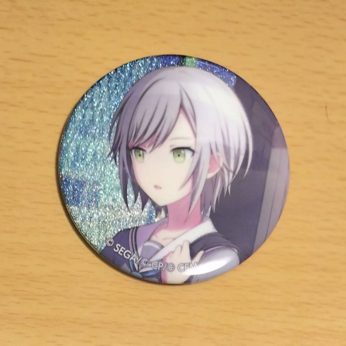 プロジェクトセカイ 日野森志歩 グリッター缶バッジ 昔日に抱いた願い