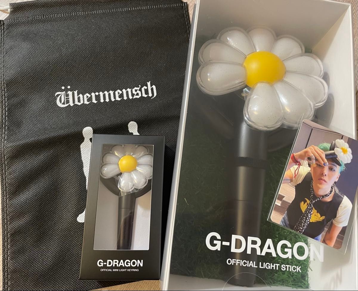 即発送可能 新品未開封 G-DRAGON ペンライト トレカ付き ジヨン