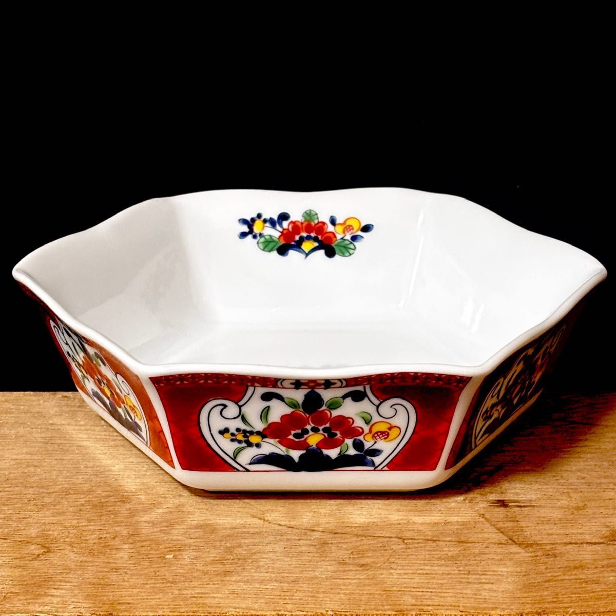 未使用】有田焼 謙山窯 絵変り五彩 盛鉢 5客組 六角鉢 大鉢 中鉢 角皿