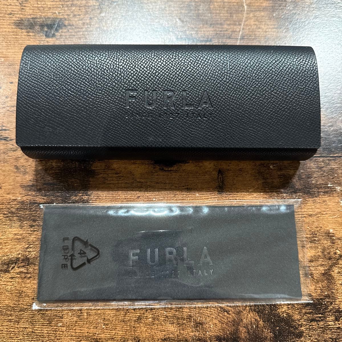 フルラ FURLA メガネケース サングラスケース｜Yahoo!フリマ（旧PayPay