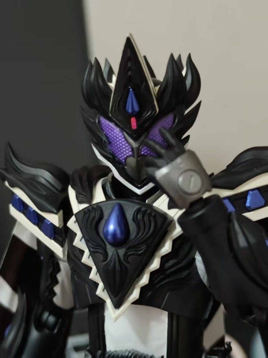 ガレージキット」shf規格カスタム用 仮面ライダービターガヴ キルシュ