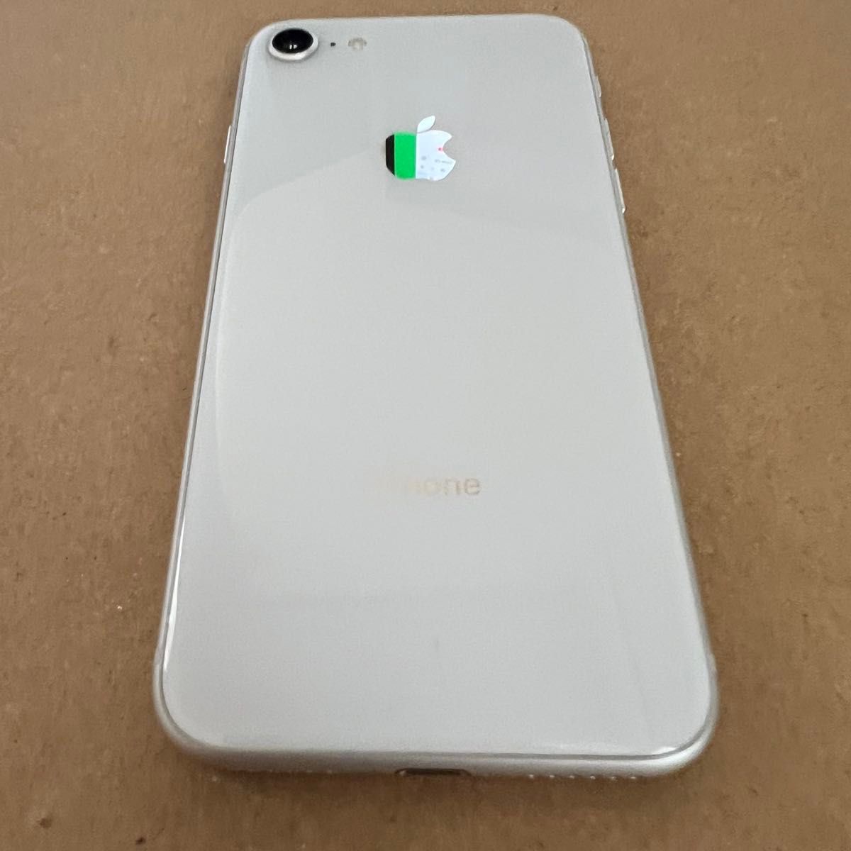 Apple SIMフリー iPhone8 iPhone シルバー アイフォン SIMロックなし