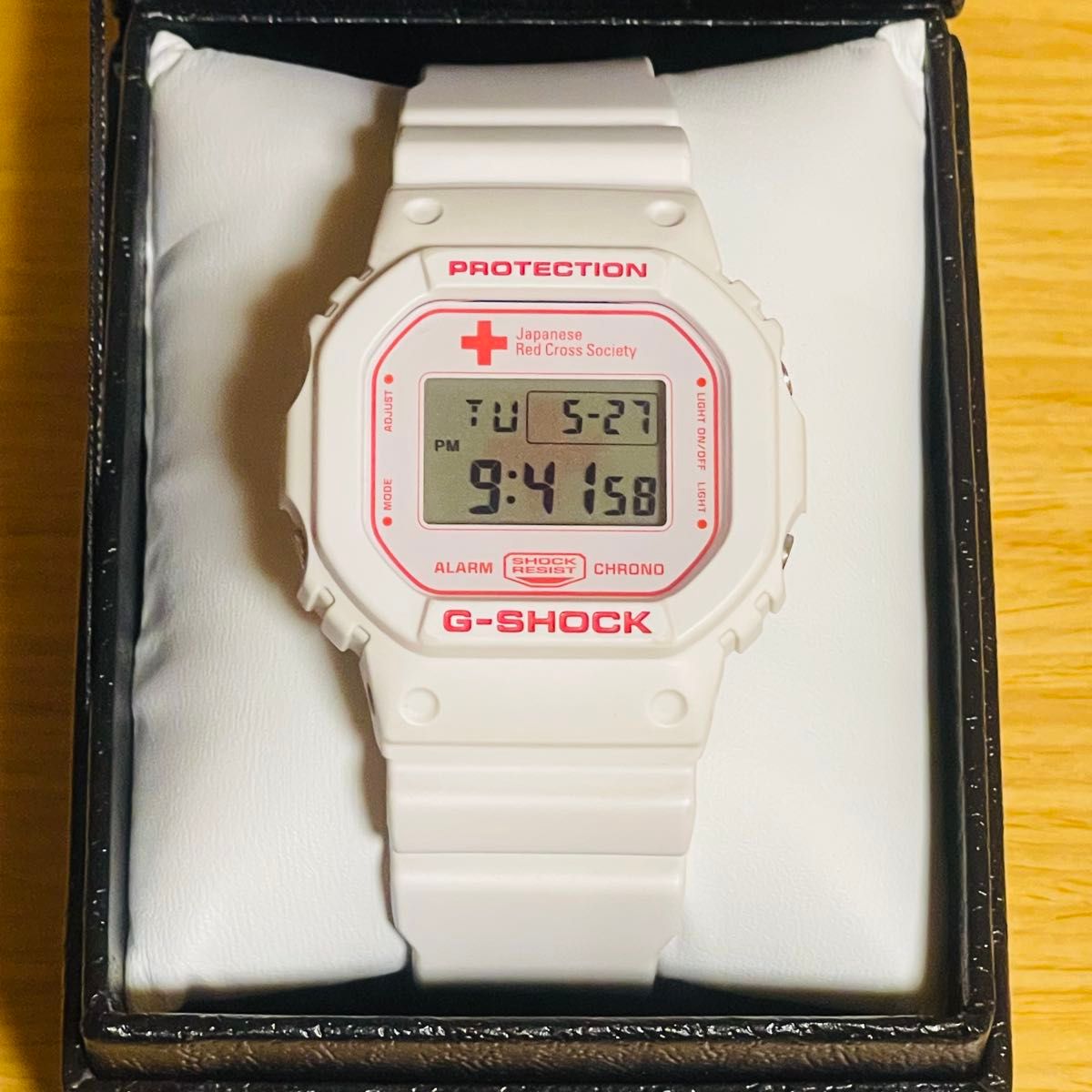 美品・希少】日本赤十字社140周年記念 G-SHOCK red cross society DW