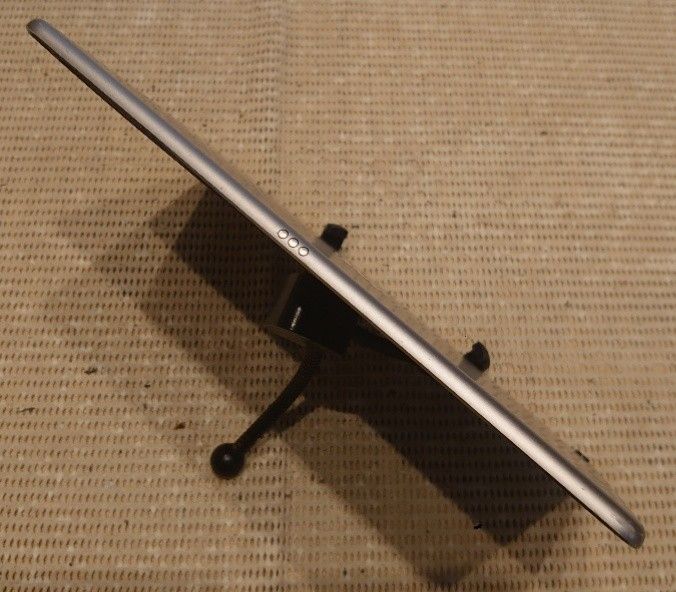 完動品iPad Pro9 7インチ(A1673)本体128GB送料込DMPRK｜Yahoo!フリマ