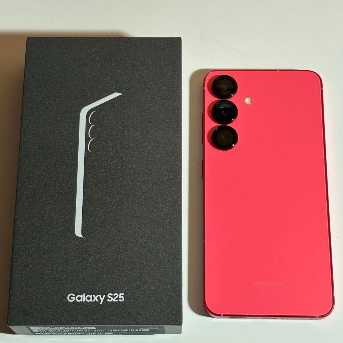 Samsung サムスン Galaxy S25 256GB コーラルレッド 国内 SIMフリー 美