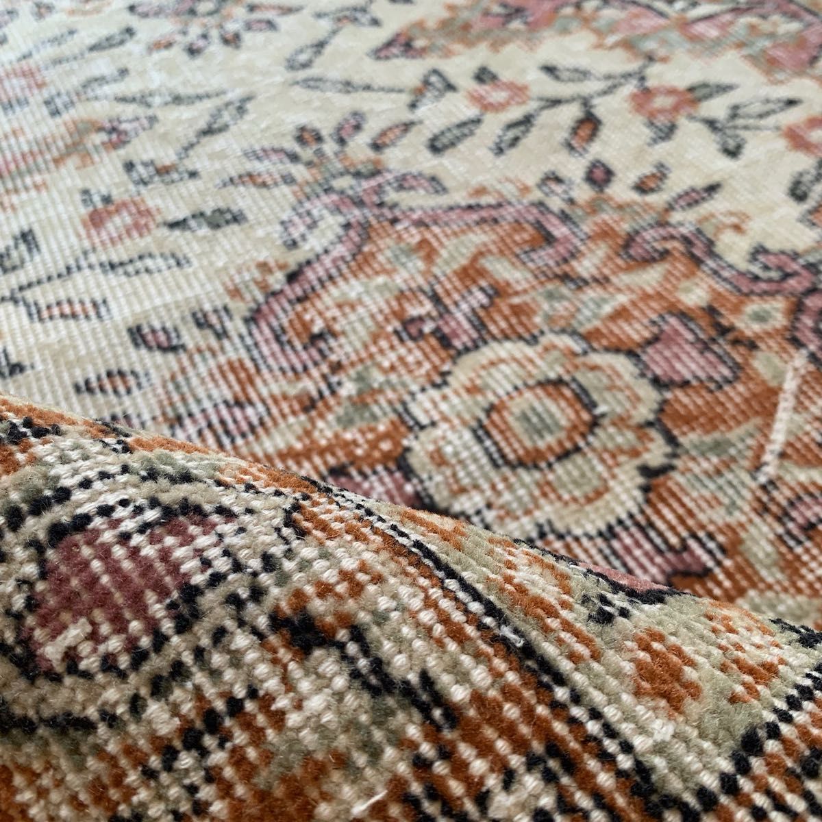 ペールオレンジ200×97 フラワーメダリオン トルコヴィンテージラグ