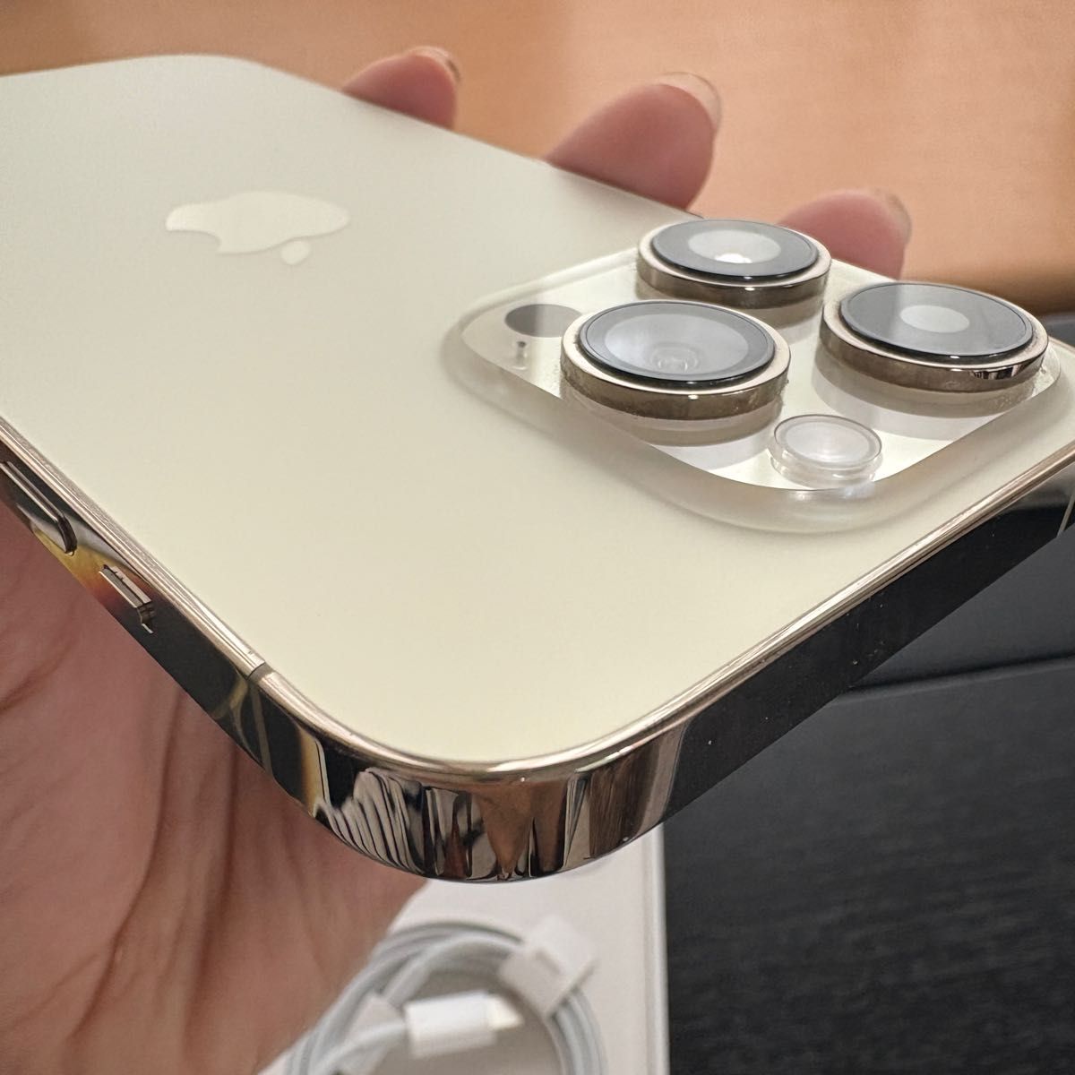iPhone 14 Pro ゴールド 256GB SIMフリー 純正バッテリー100%｜Yahoo