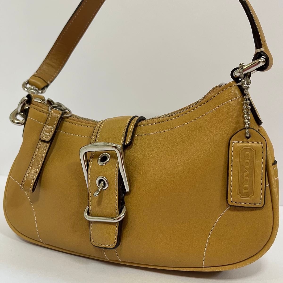 美品 COACH コーチ ソーホー ワンショルダー アクセサリーポーチ