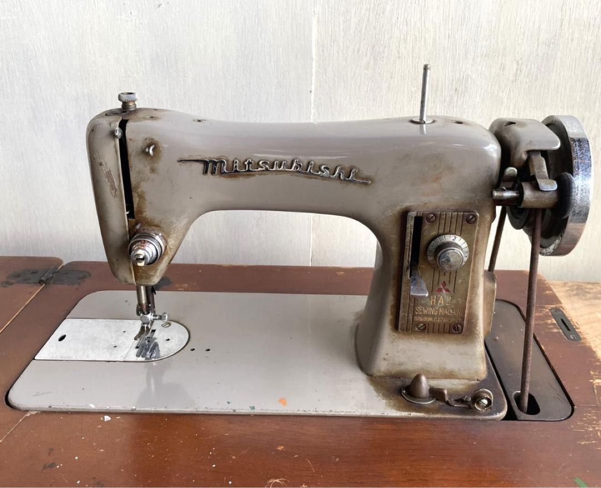 MITSUBISHI 三菱 足踏みミシン HA2 アンティーク 昭和レトロ テーブル