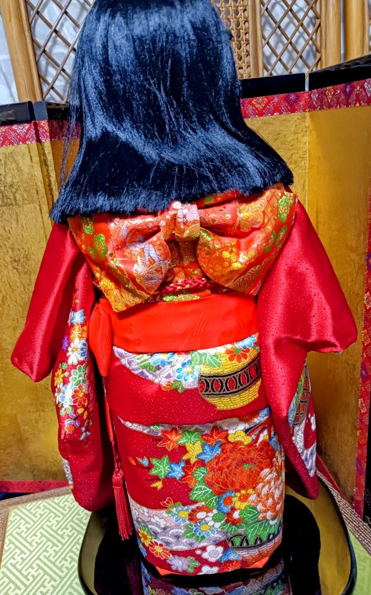 市松人形【桜山作】鮮やかな赤い着物 優しいお顔 日本人形｜Yahoo