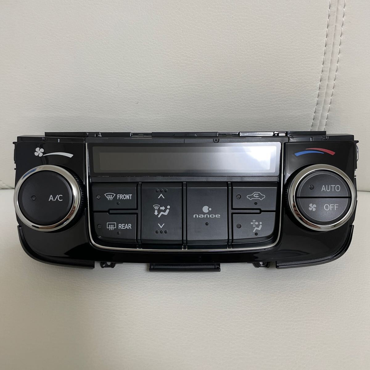 高級感アップ ワンオフ LED打ち替え&液晶反転加工 160系 カローラ