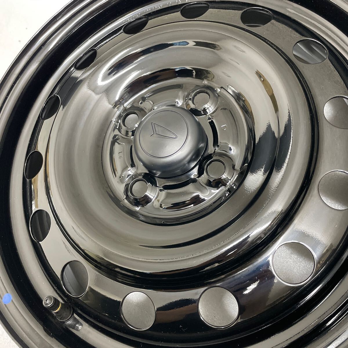 極上 新車外し ダイハツ純正 ブラック塗装スチールホイール 15インチ 4