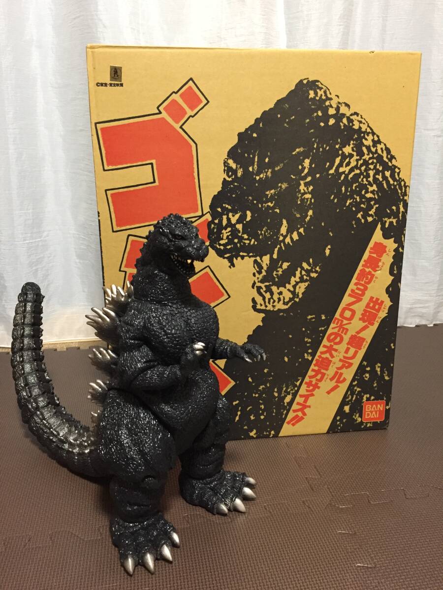 Yahoo!オークション - バンダイ ゴジラ 1/270 ビッグサイズ [VSキング