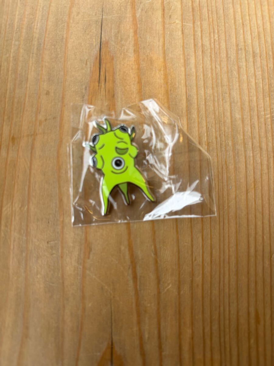 希少 初期レネのピンバッジ 凸凹エナメルバージョン チェコ館 万博