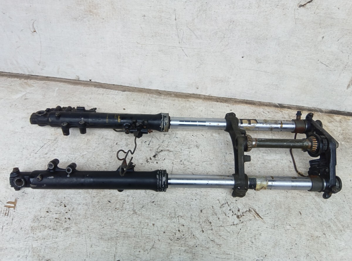 美品 GPZ400F GPZ550 フロントサスペンスション フロントフォーク 美品