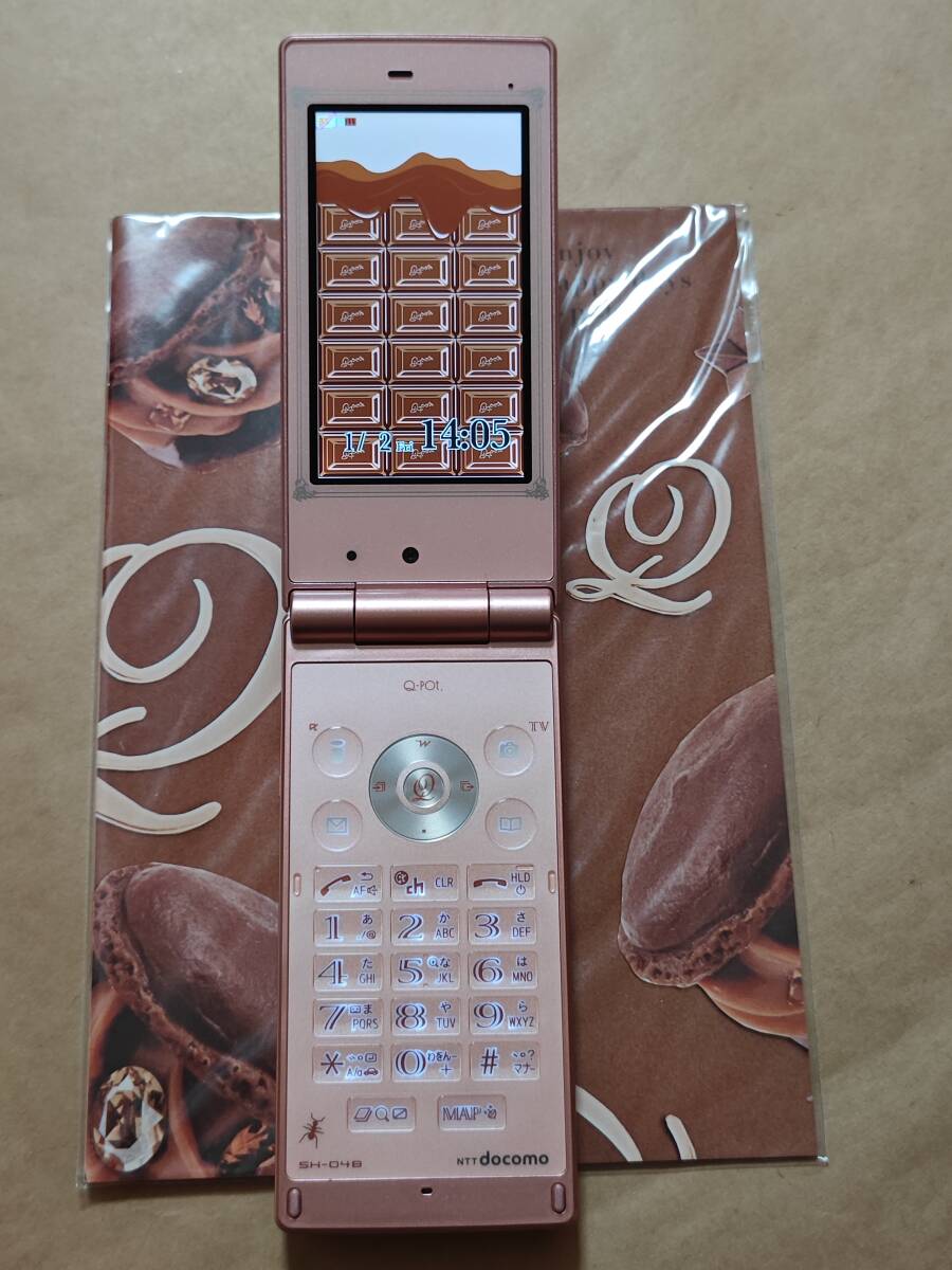 超美品 ドコモ Q-pot 携帯電話 SH-04B Melty Strawberry(P) ピンク