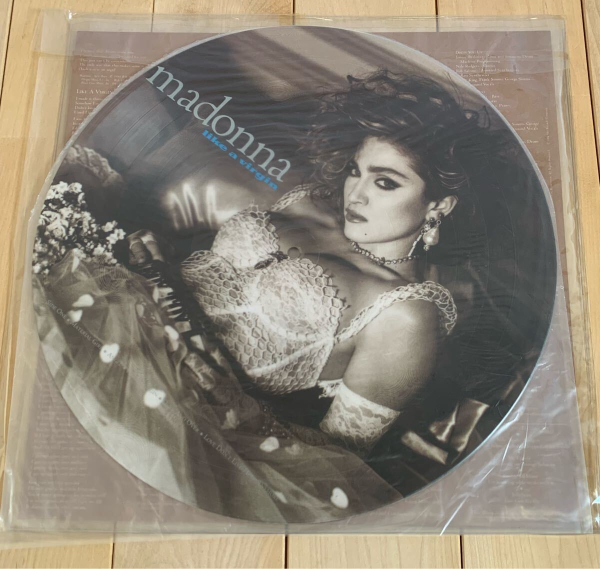 LIKE A VIRGIN ライクアヴァージン オードパルファム｜ライク ア