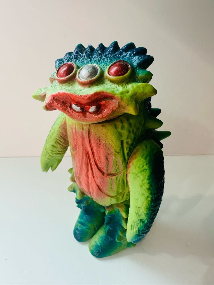 Yahoo!オークション - 美品 当時物 ブルマァク ビーコン ソフビ