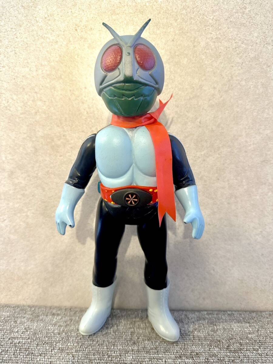 Yahoo!オークション - 美品 当時物 2本線 ブリキ 仮面ライダー ソフビ