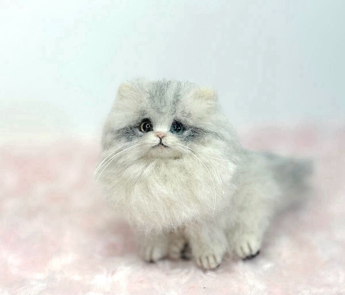 Yahoo!オークション - 羊毛フェルト 猫 チンチラシルバー ハンドメイド