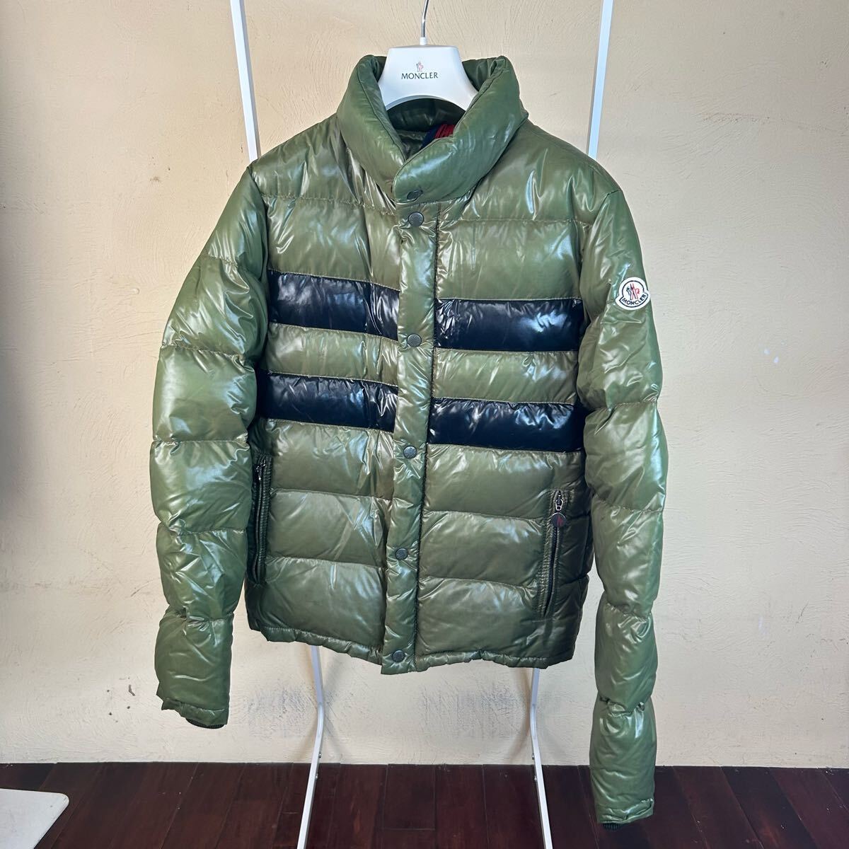 最安値】 MONCLER モンクレール ダウンジャケットトーマスカーキ1