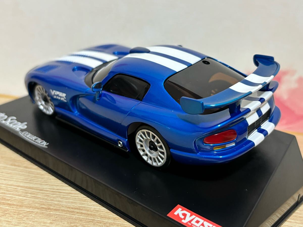送料無料 京商 ミニッツレーサー ダッヂ バイパー GTS-R ブルー