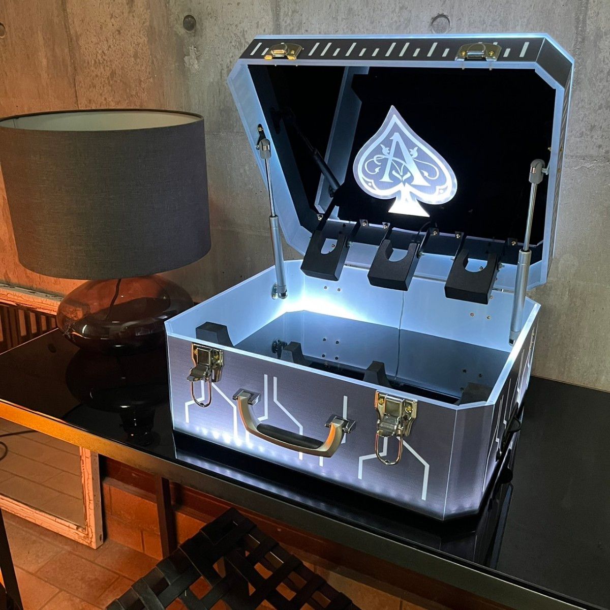 ボトルケース LED アルマンド アタッシュケース ディスプレイ