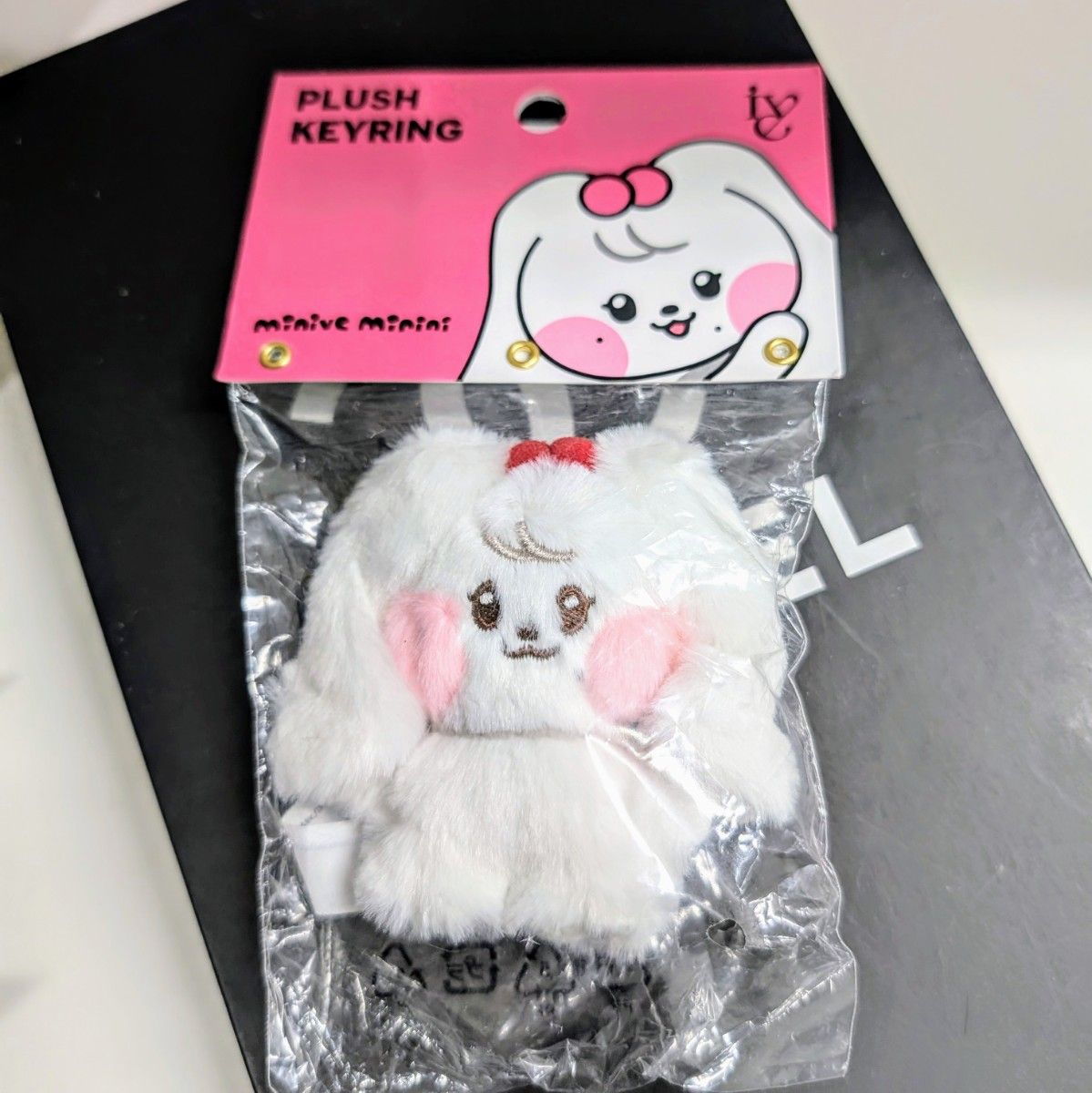 IVE minive ミニブ ぬいぐるみ キーホルダー ウォニョン チェリー