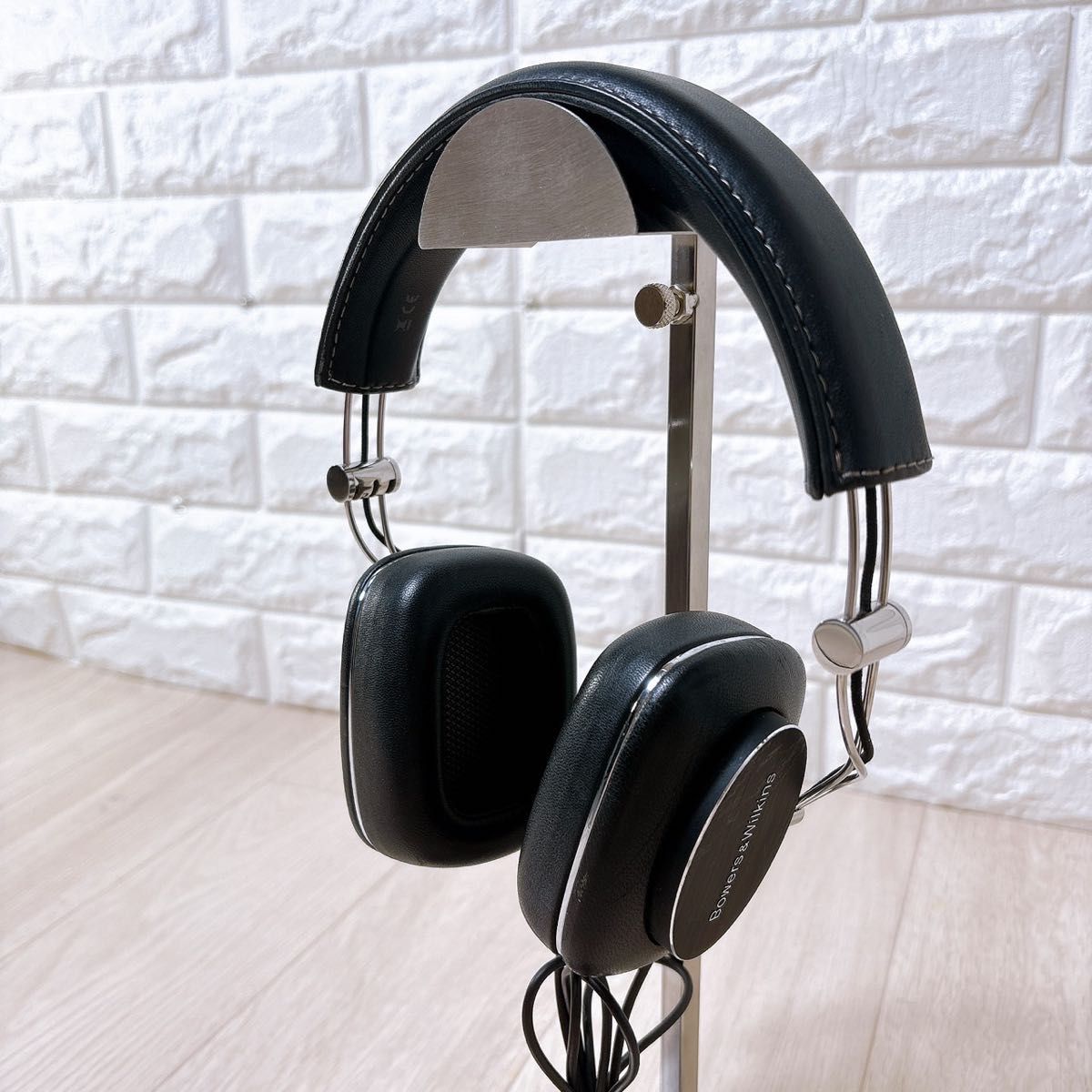 美品】Bowers&Wilkins P7 ヘッドホン（有線） 希少 Bowers&Wilkins B&W