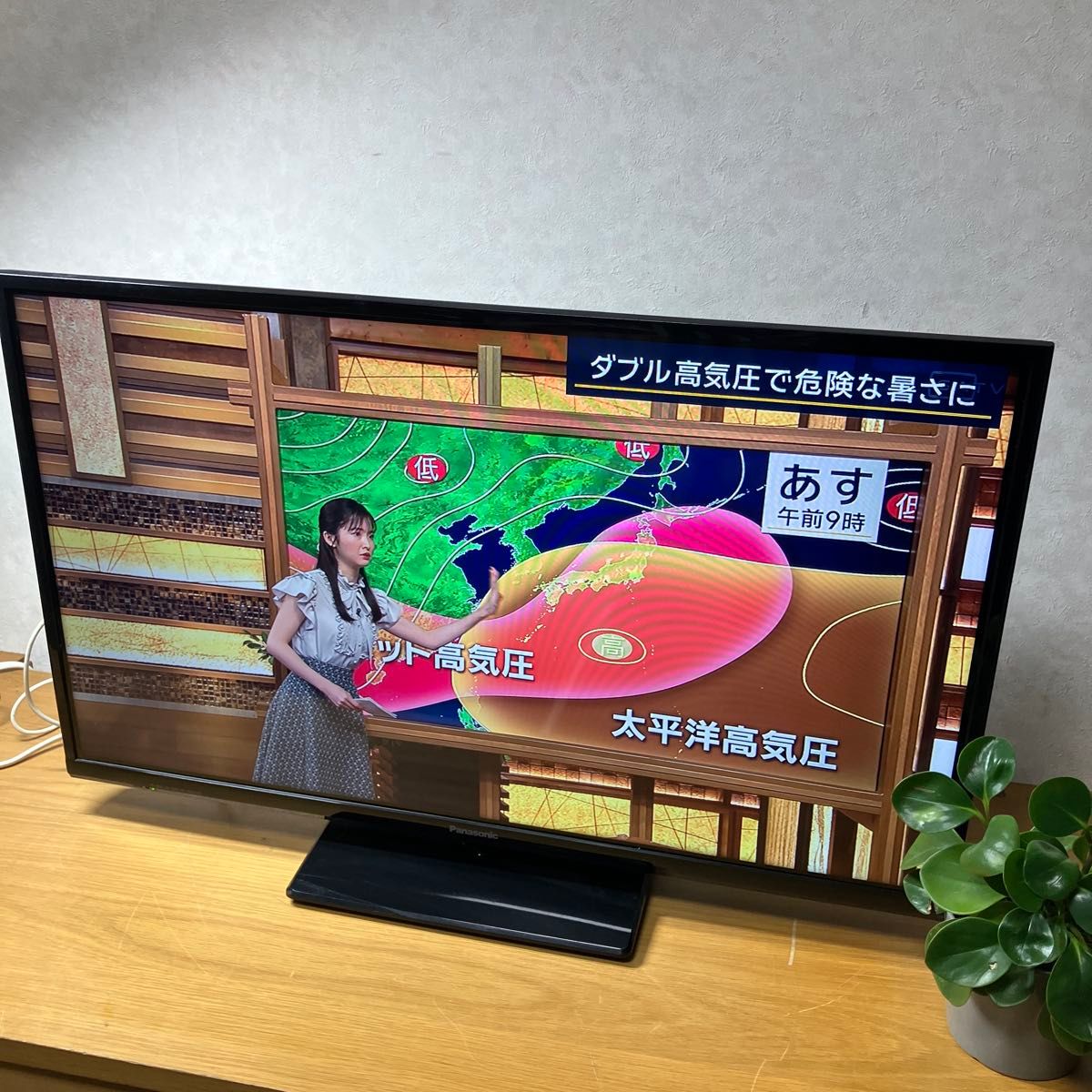 Panasonic 32インチ 液晶テレビ VIERA TH-32D300｜Yahoo!フリマ（旧
