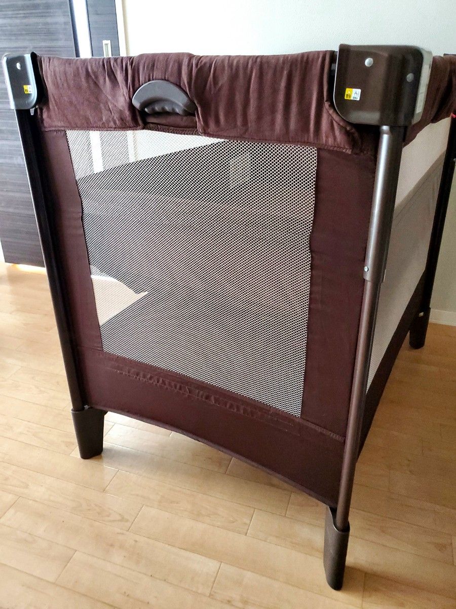 ちゅん アップリカ ココネルエアー ベビーベッド リッチブラウン ちゅ